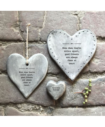 Σουβέρ Από Πορσελάνη Σε Σχήμα Καρδιά Ρουστίκ Even miles apart