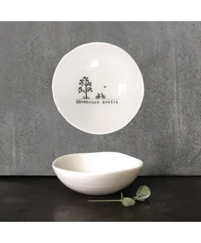 Μπολ Από Λευκή Πορσελάνη Μικρό wobbly Adventure awaits 6 εκ.
