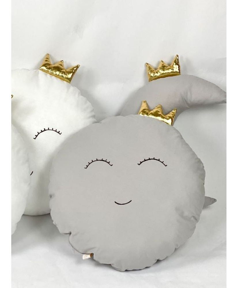 Παιδικό Διακοσμητικό Μαξιλάρι Μισοφέγγαρο Γκρι Με Χρυσό Στέμμα
