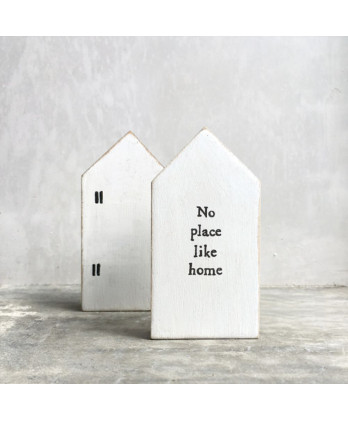 Ξύλινο Σπιτάκι Σε Λευκό...