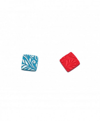 Σκουλαρίκια τετραγωνάκια...