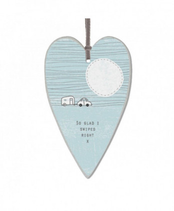 Ετικέτα καρδιά Σε Γαλάζιο Χρώμα Με Μήνυμα Glad I swiped right…