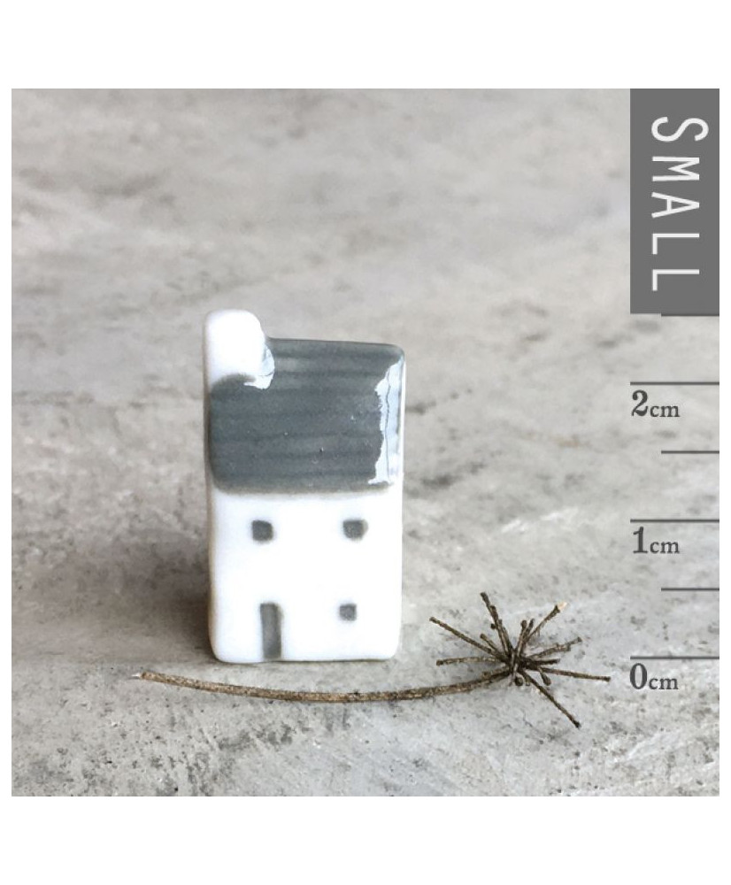 Πορσελάνινο σπίτι Νο:4 2,5x1,5 εκ.