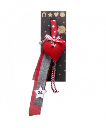 Γούρι Με Καρδιά Τσόχινη Σε Κόκκινο Χρώμα