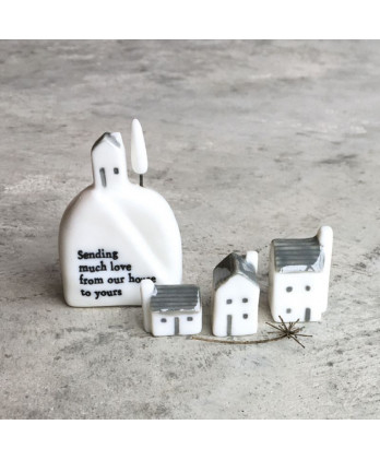 Σπίτι στο λόφο 6,2x2,4x4,5 εκ. πορσελάνη - Sending love