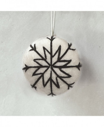 Μπάλα Σε Λευκό Χρώμα Με...