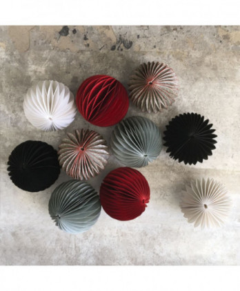 Μπάλες Κυψέλη Από Χαρτί Σε Κόκκινο Χρώμα Σετ 2τεμ