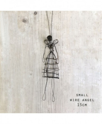 Άγγελος Με Πλεκτό Σύρμα...