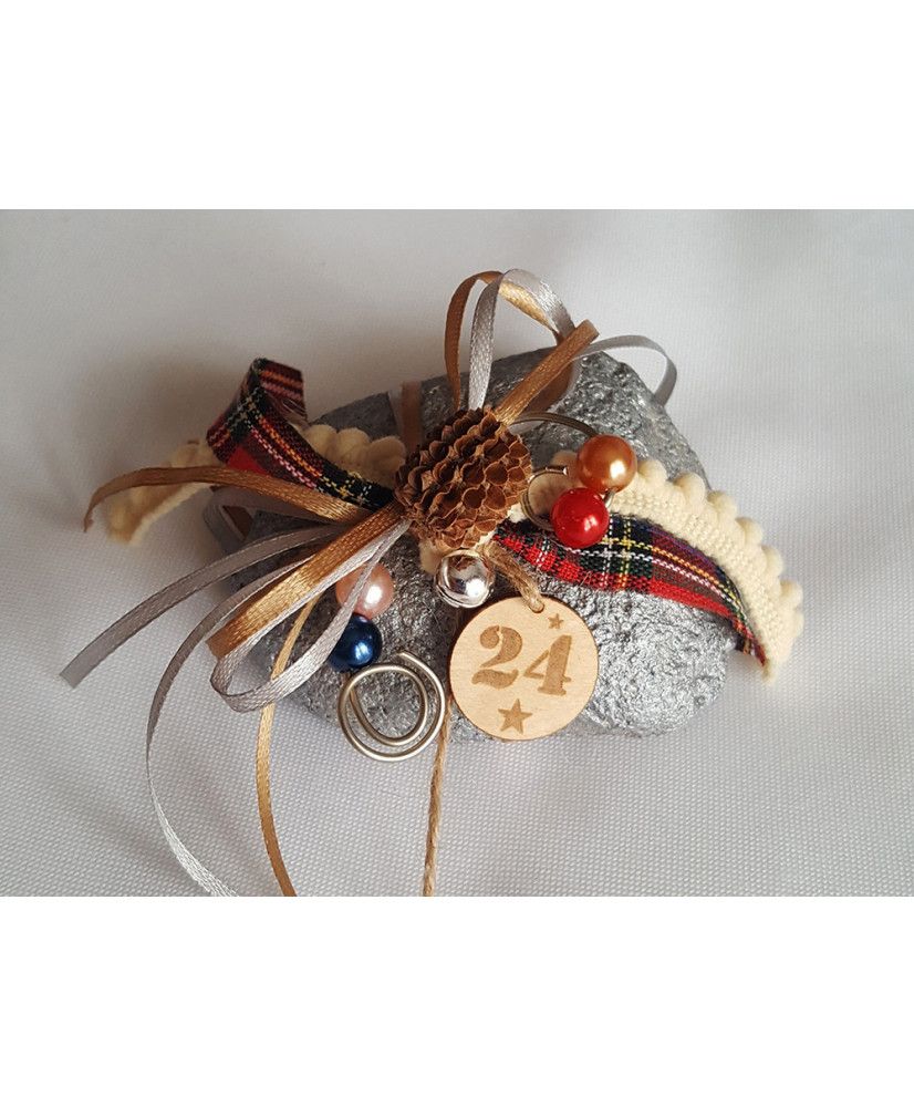 Διακοσμητικό επιτραπέζιο γούρι πέτρα "2024"