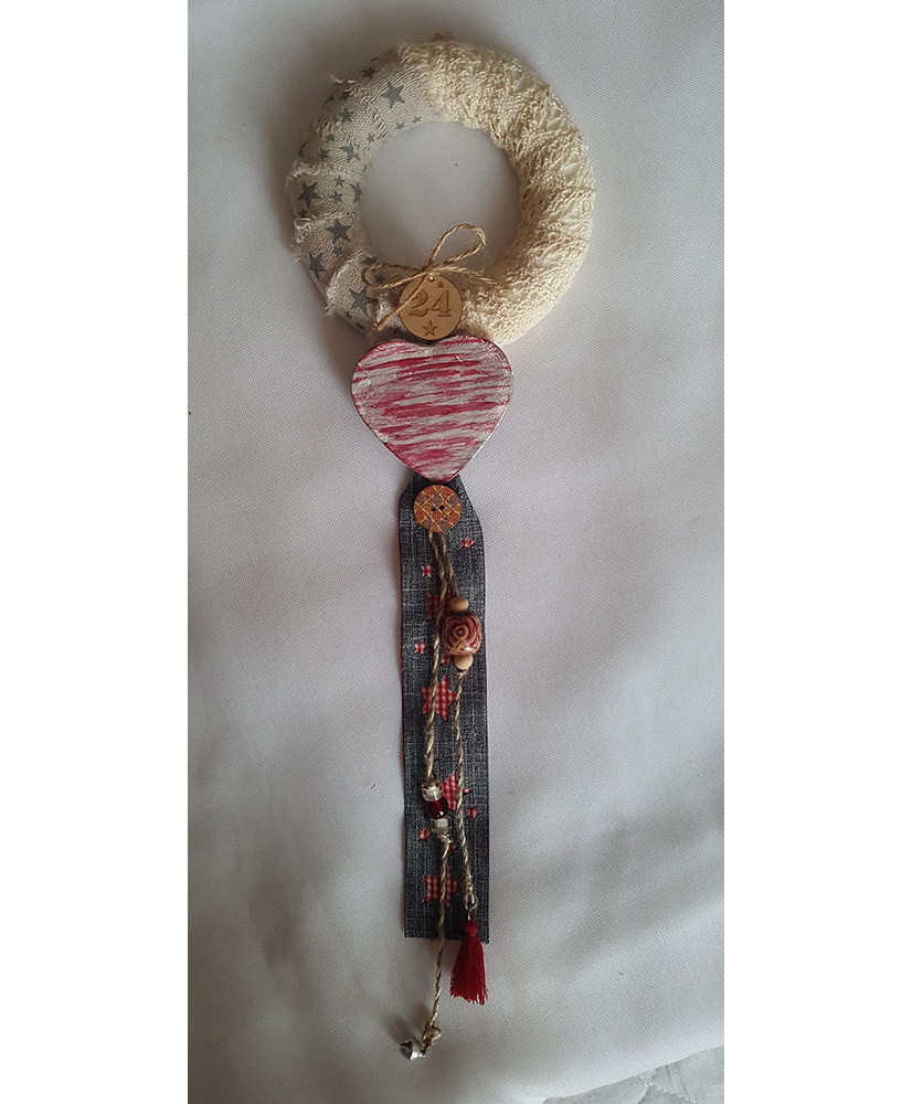 Κρεμαστό γούρι στεφάνι "2024" και καρδιά